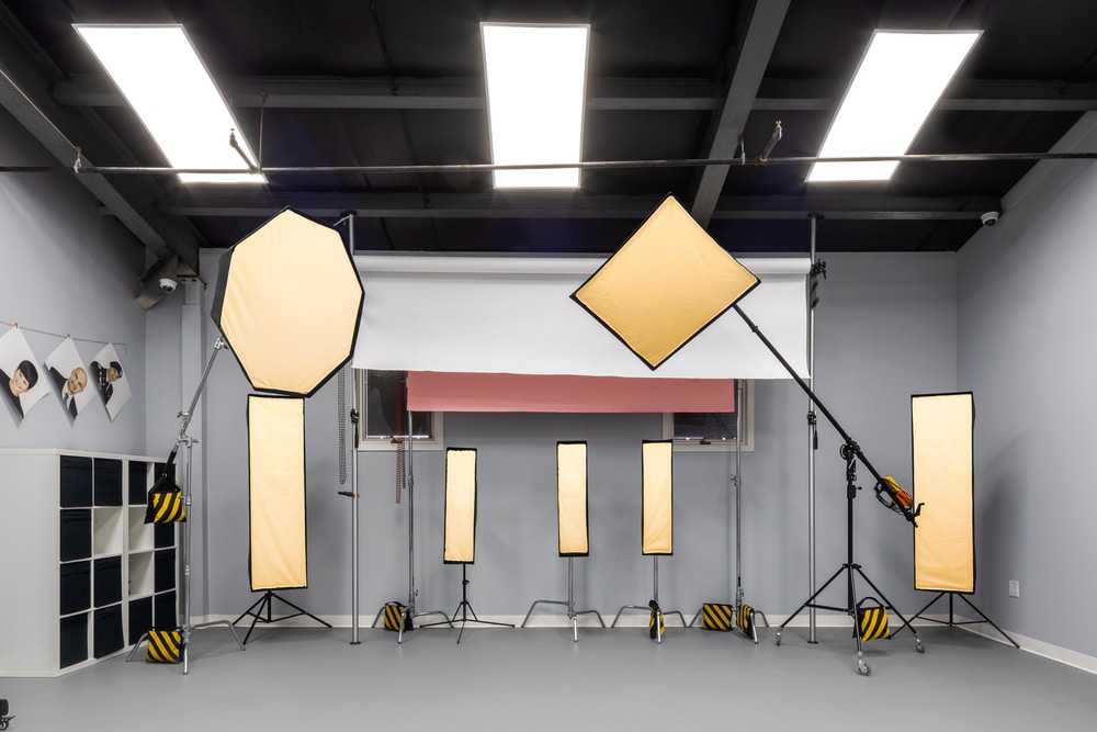 ISA AYDIN commercial product photography studio