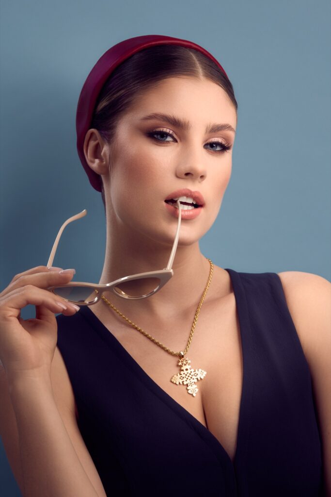 Jewelry-photography-model-new-jersey-isa-aydin Photography of jewelry with models in New Jersey